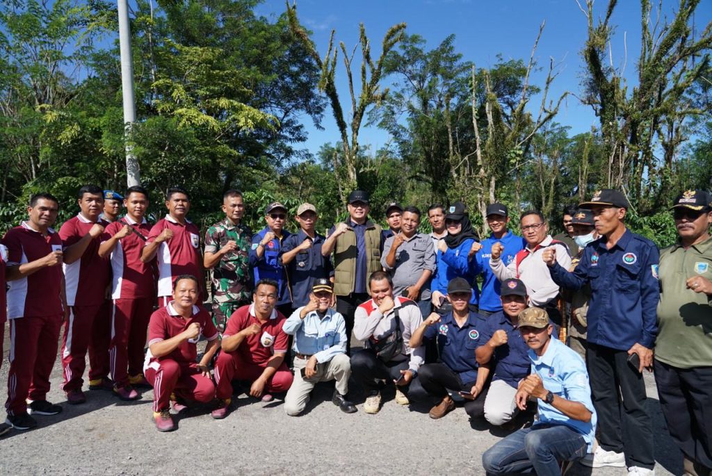Aksi Peduli Lingkungan, PJ Bupati Lahat Gotong Royong di Kecamatan Kota Agung