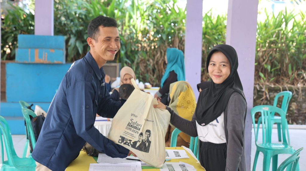 Safari Ramadan BUMN 2024, Bukit Asam (PTBA) Siapkan 1.000 Paket Sembako Murah