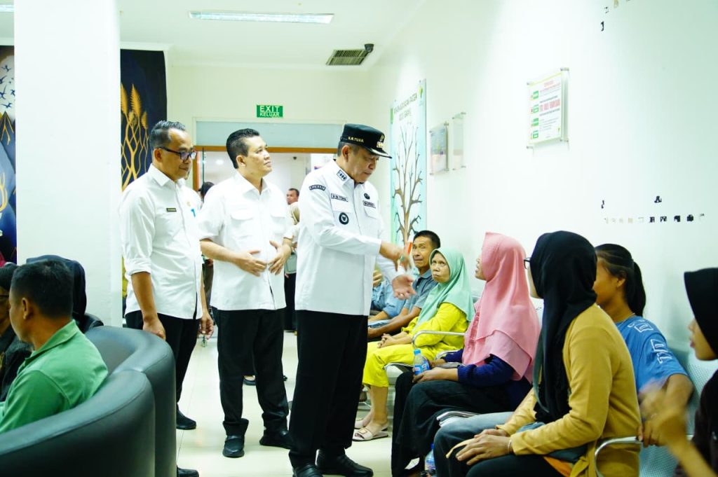 Hari Pertama Kerja Pasca Lebaran, Bupati Muba Lakukan Pengecekan Pelayanan Publik