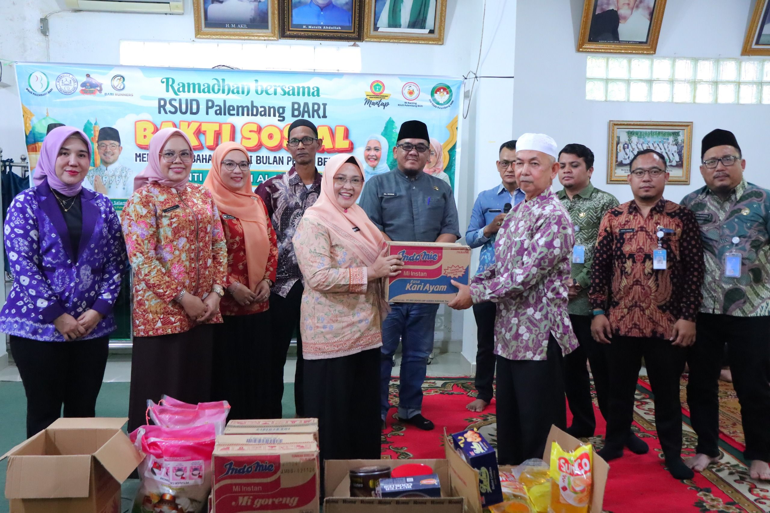 Aksi Nyata Dalam Kasih, Ketua DWP Palembang Sambangi Panti Asuhan Al Yamin