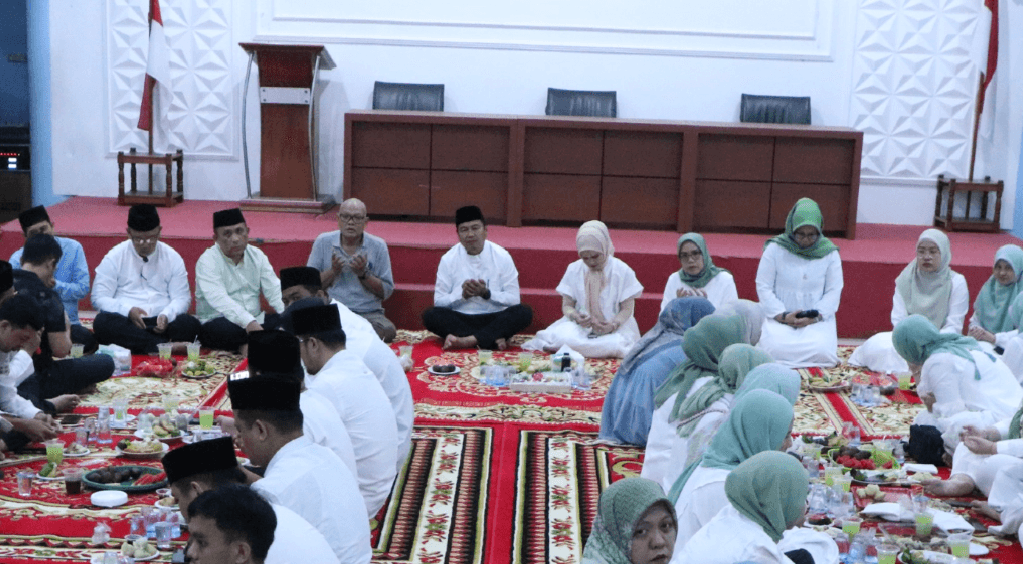 Lewat Buka Puasa Bersama dan Aksi Sosial, Kominfo Palembang Perkuat Silaturahmi