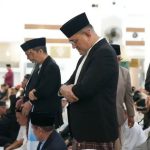 Sekda Sumsel Shalat Id, Ajak Masyarakat Jaga Semangat Ramadhan