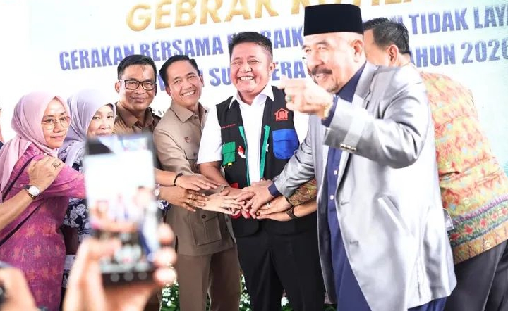 Tanpa APBD, HD Kobarkan Semangat Gotong Royong Targetkan 6.121 Bedah Rumah Tahun 2026