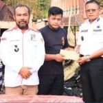 Serahkan Bantuan, Wako Prabumulih Tinjau Kebakaran di Desa Pangkul